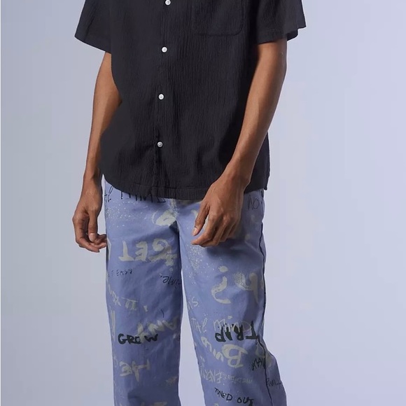 New without tags Urban Outfitters 
Size Medium Chino style pants 
Graphic print - Picture 8 of 8